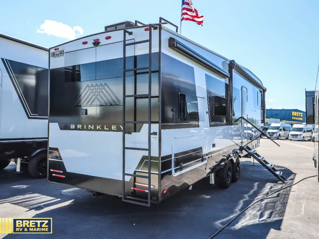 2026 Brinkley Model Z 2810, Photos photo 7