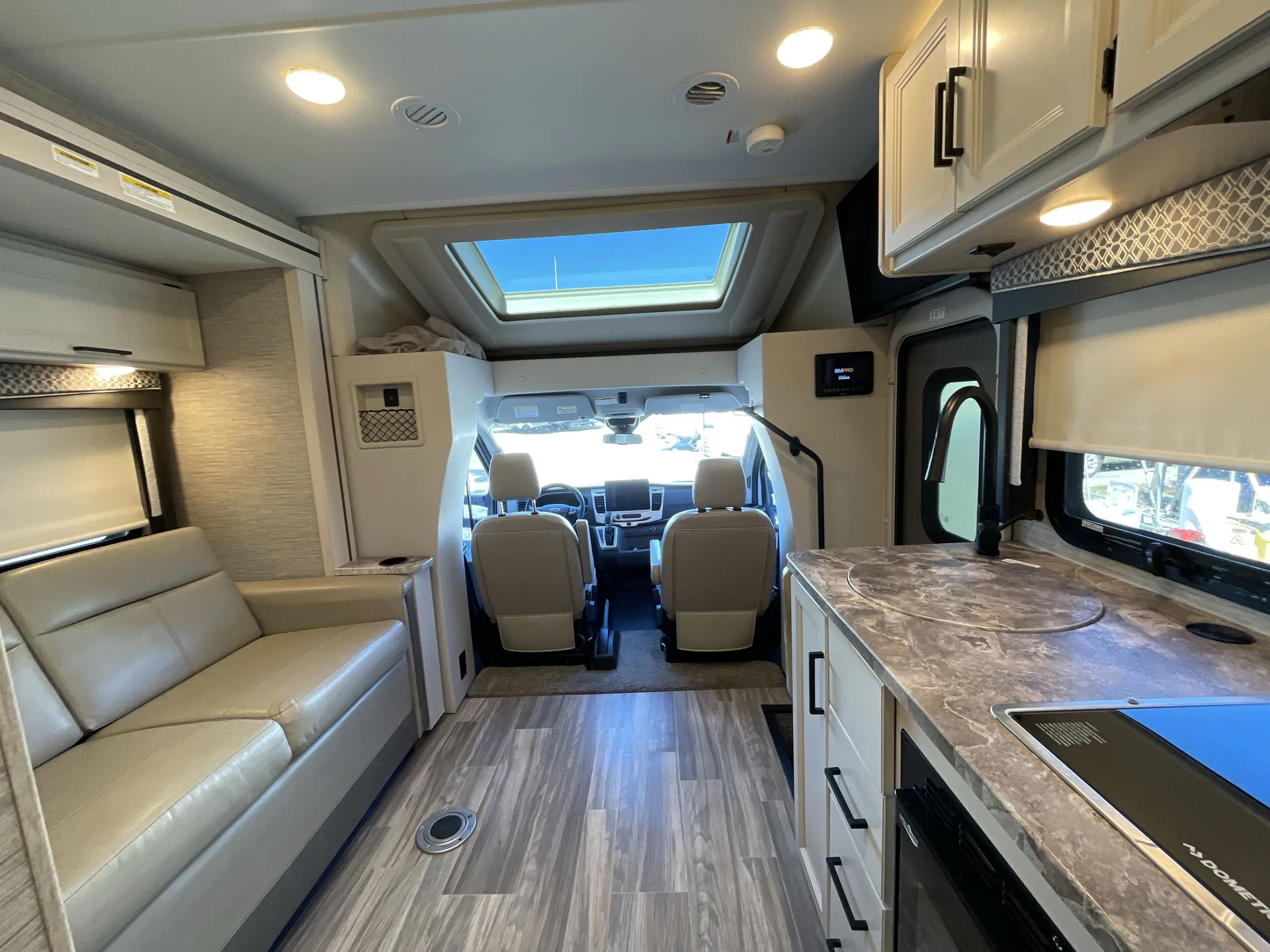 2023 Thor Motor Coach Gemini 24KB — living area main