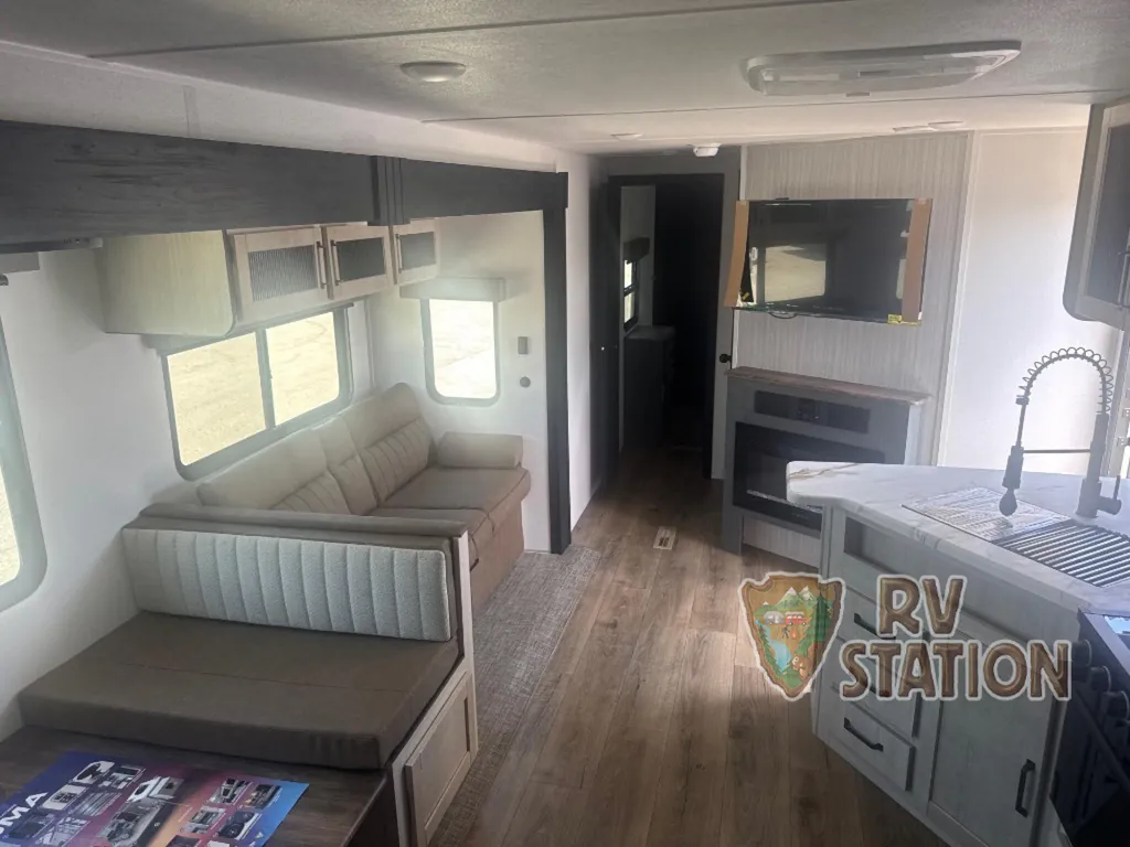 2027 Forest River Puma 32BHQS, Photos photo 14