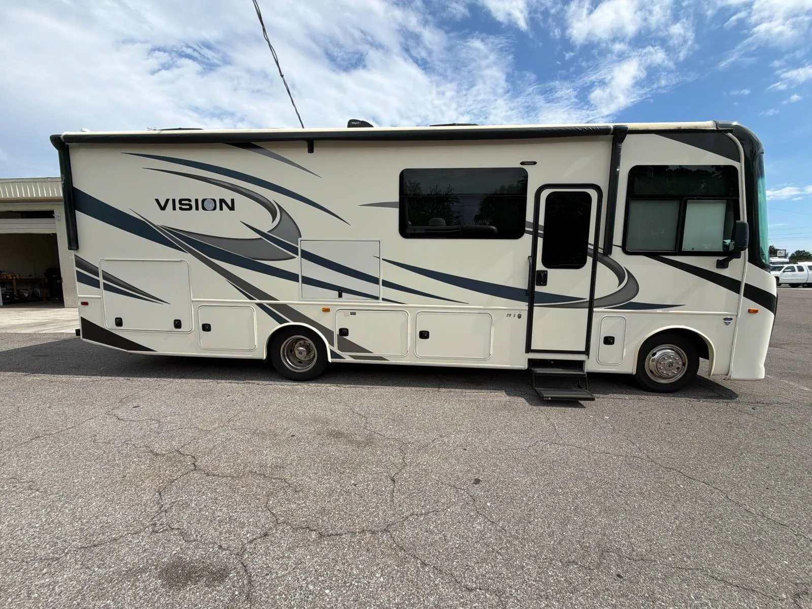 2022 Entegra Coach Vision 29S - Photo 4