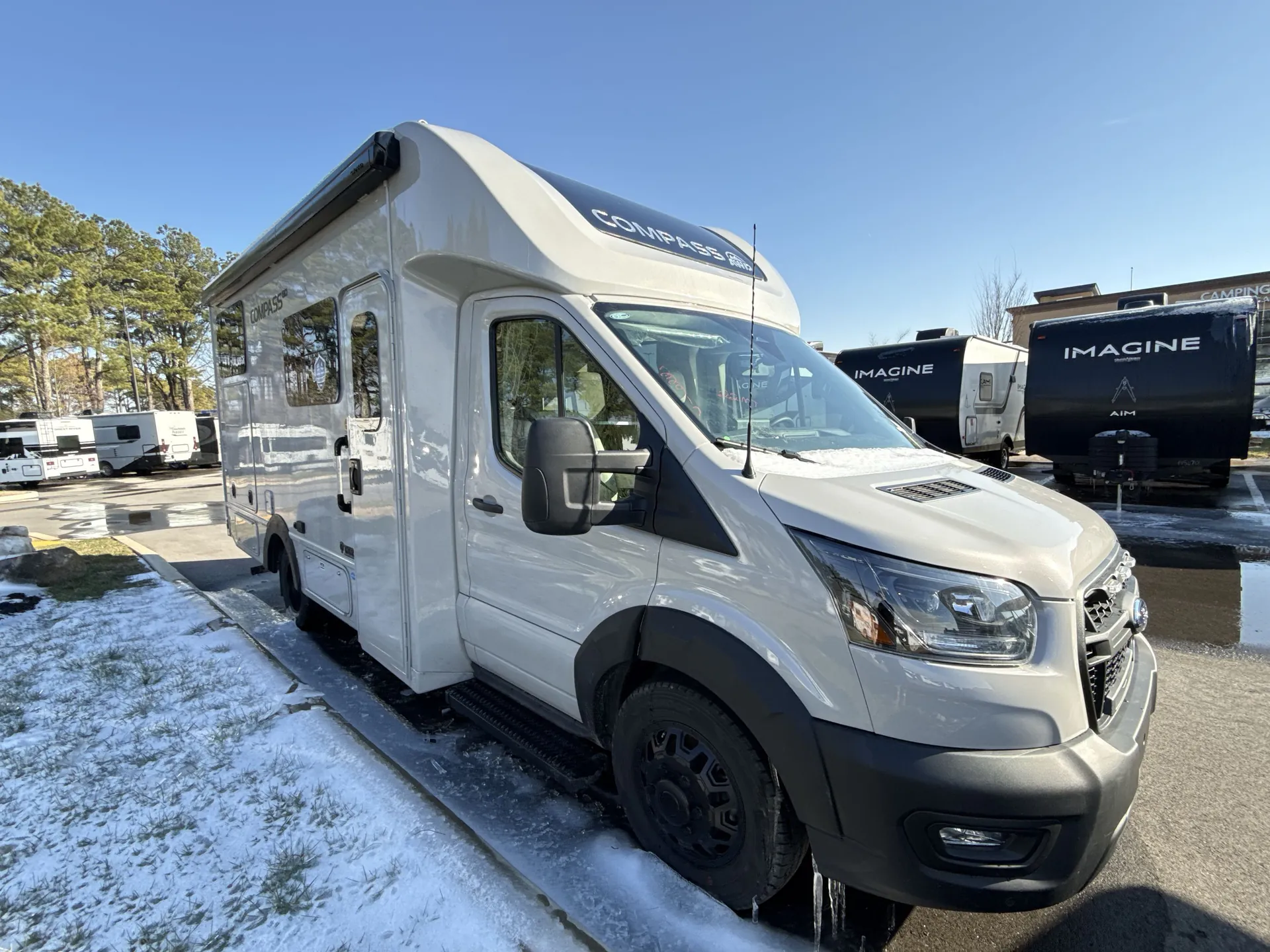2026 Thor Motor Coach Compass Go 22MT - Photo 2