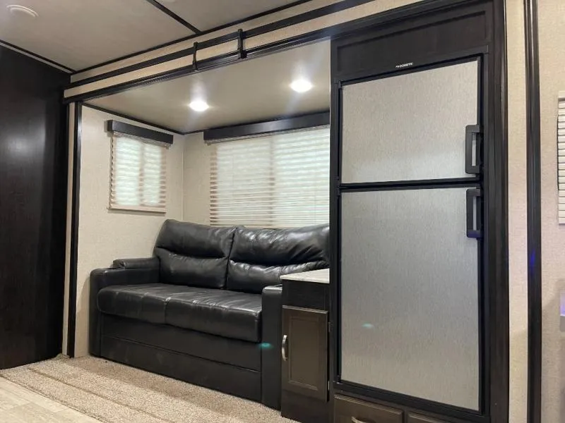 2021 Coachmen Northern Spirit Ultra Lite 2659BH - Photo 4