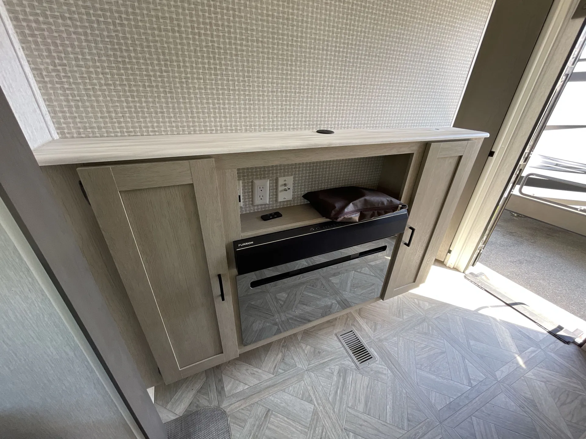 2024 Forest River Wildwood 31KQBTS — entertainment center