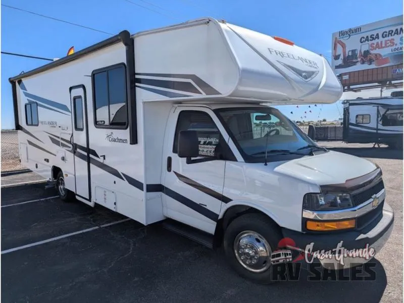 2023 Coachmen Freelander 27QB - Photo 3