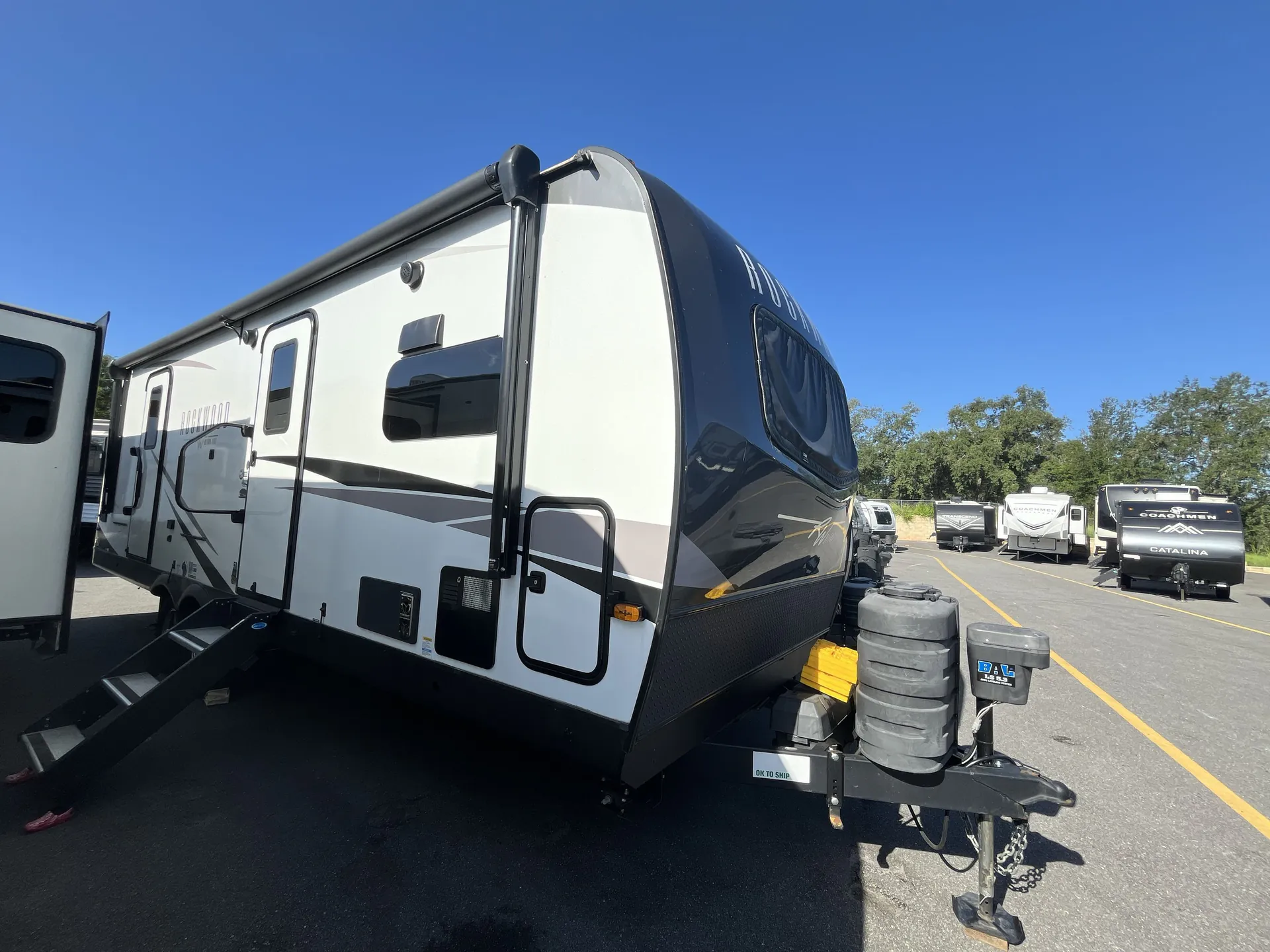 2025 Forest River Rockwood Ultra Lite 2608BS — campside