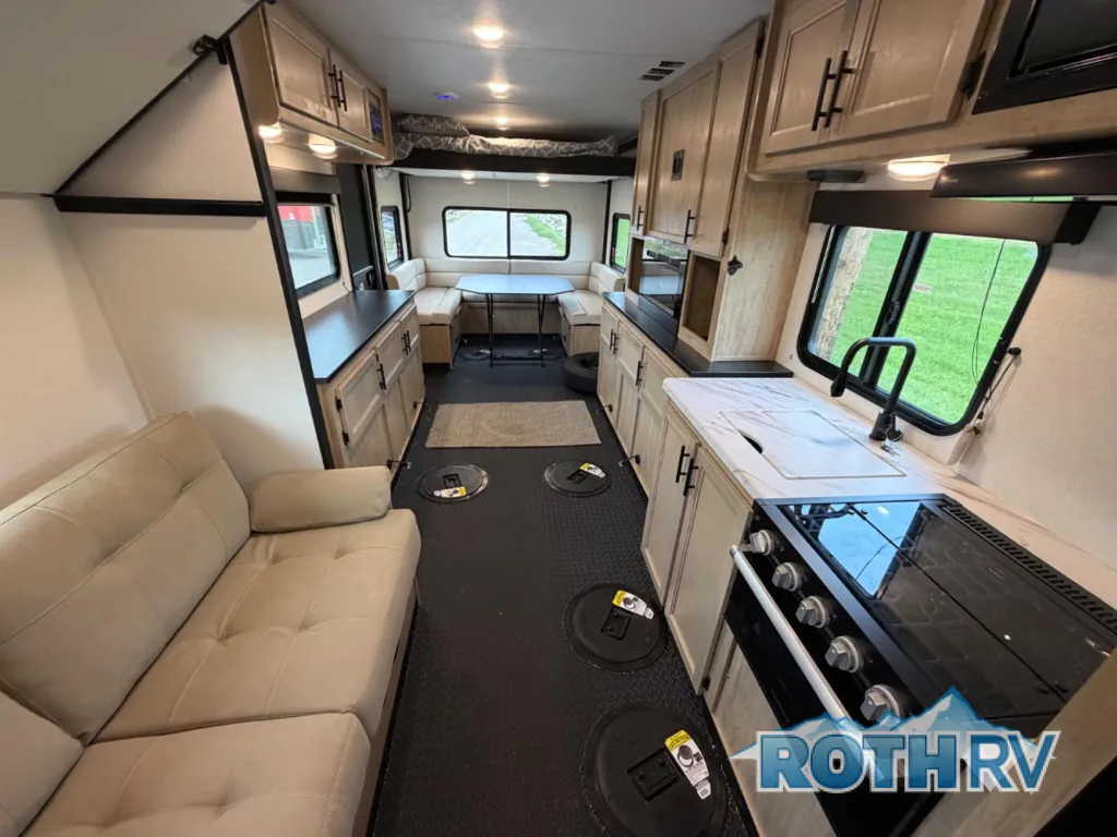 2027 Forest River Cherokee Grey Wolf 21GP, Photos photo 11