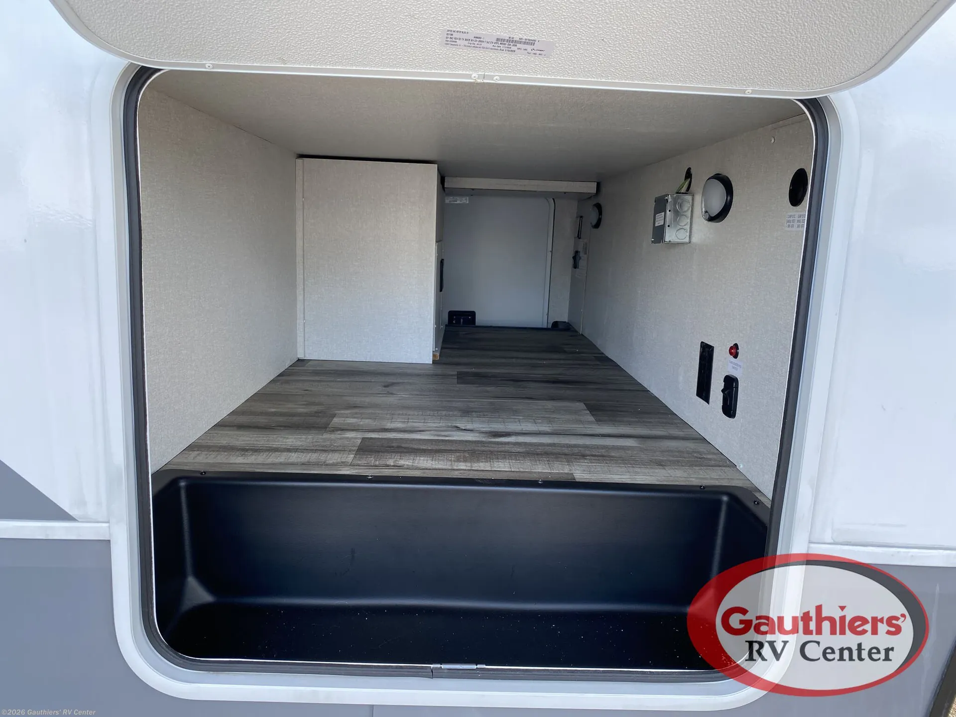 2026 Highland Ridge Open Range Roamer Light Duty 31TBTS dealer photo 5 from Gauthiers RV Center