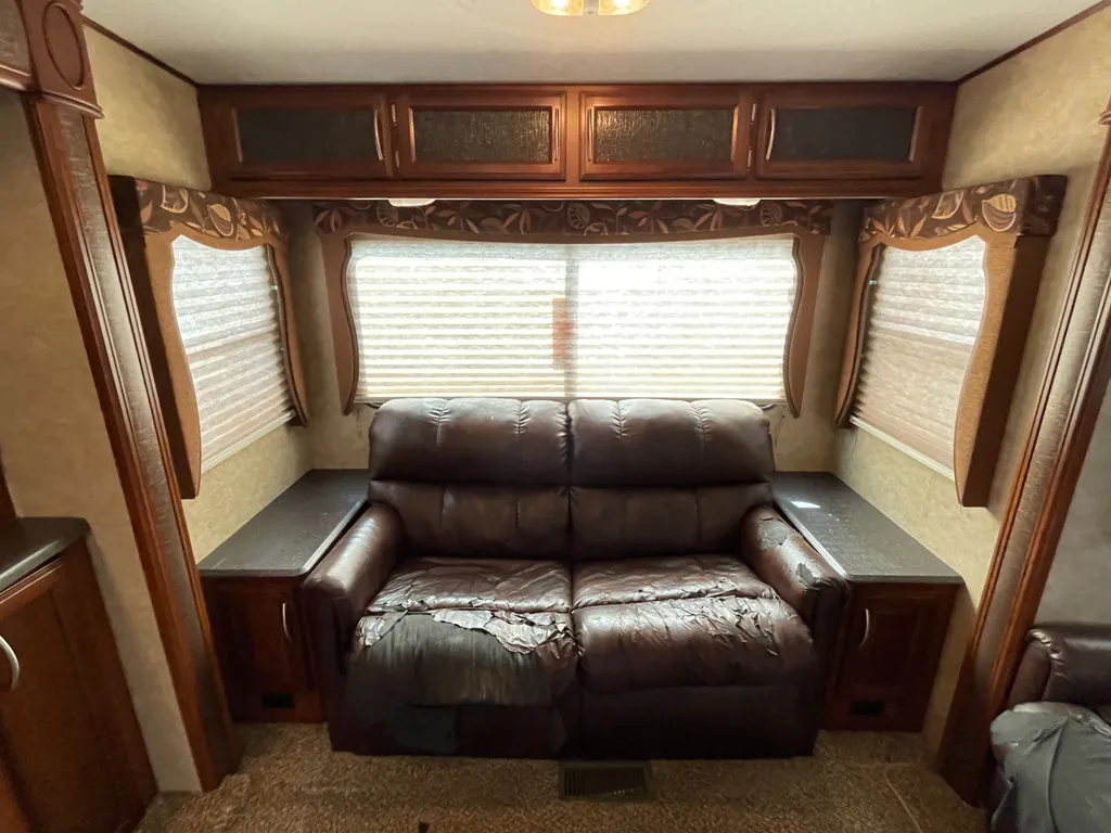 2014 Prime Time Crusader 295RST, Photos photo 9