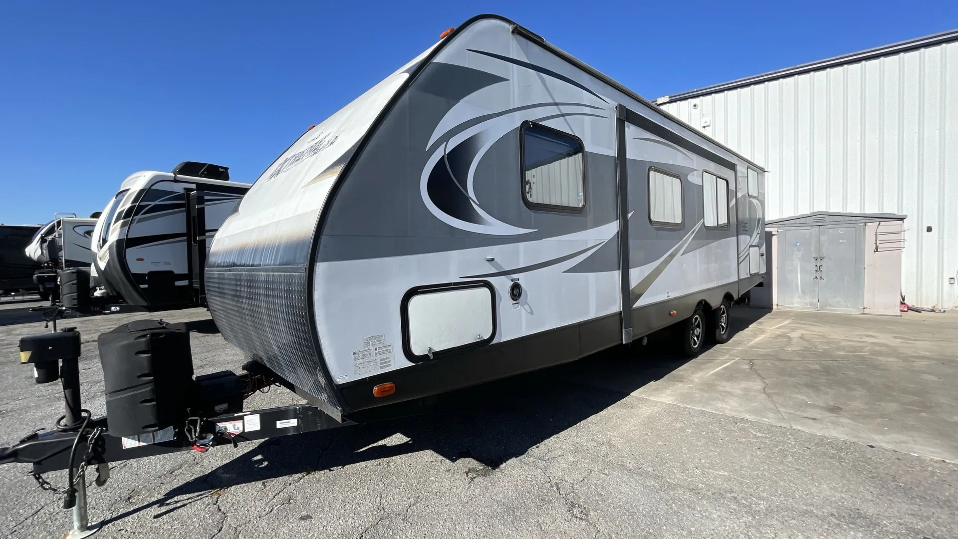 2018 Forest River Vibe Extreme Lite 261BHS — campside