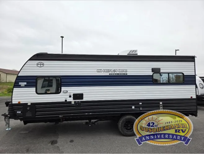 2026 Forest River Cherokee Grey Wolf 18RR - Photo 4