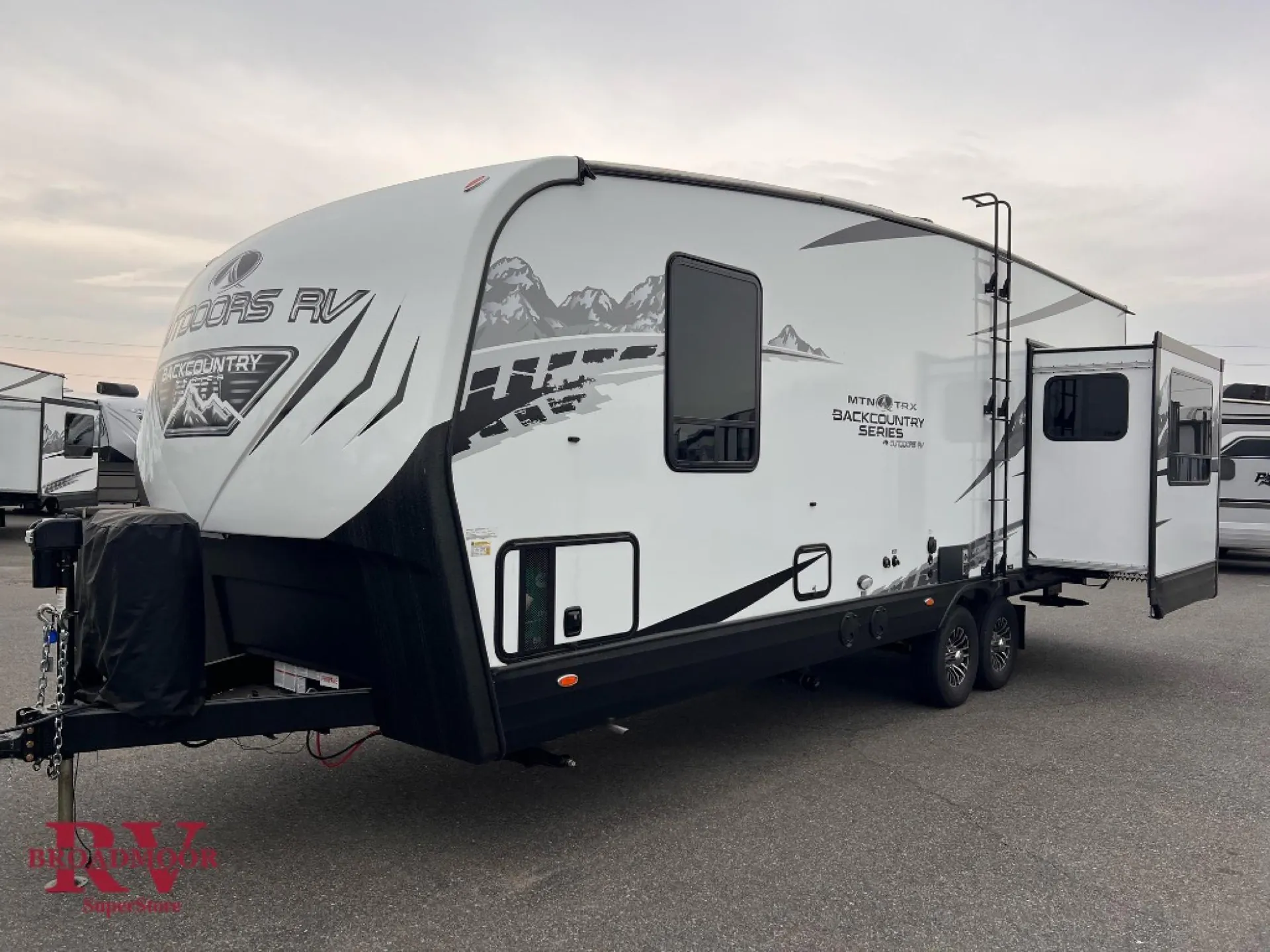 2026 Outdoors RV Back Country Series MTN TRX 27SPS - Photo 3