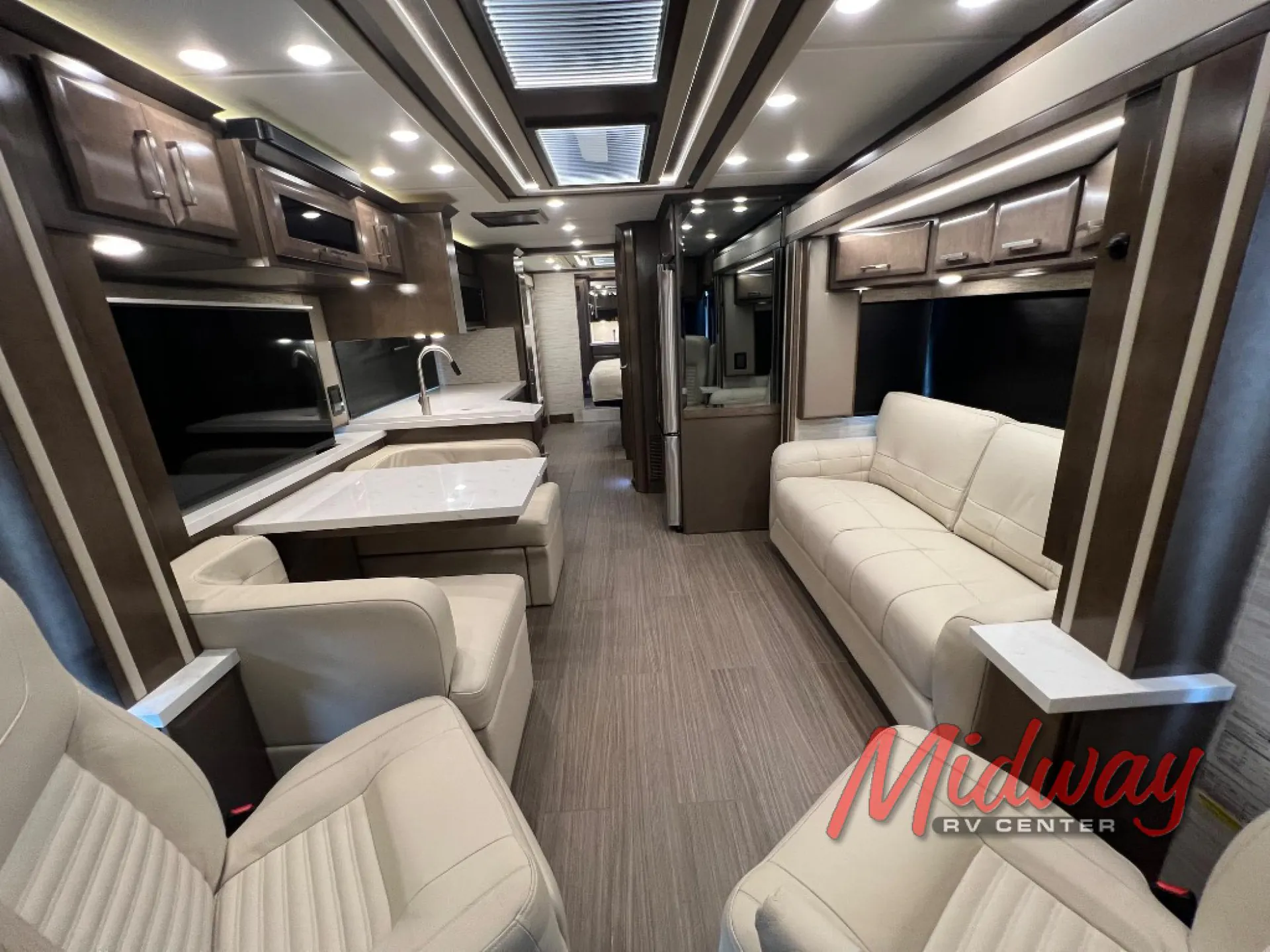 2026 Newmar New Aire 3547 - Photo 4