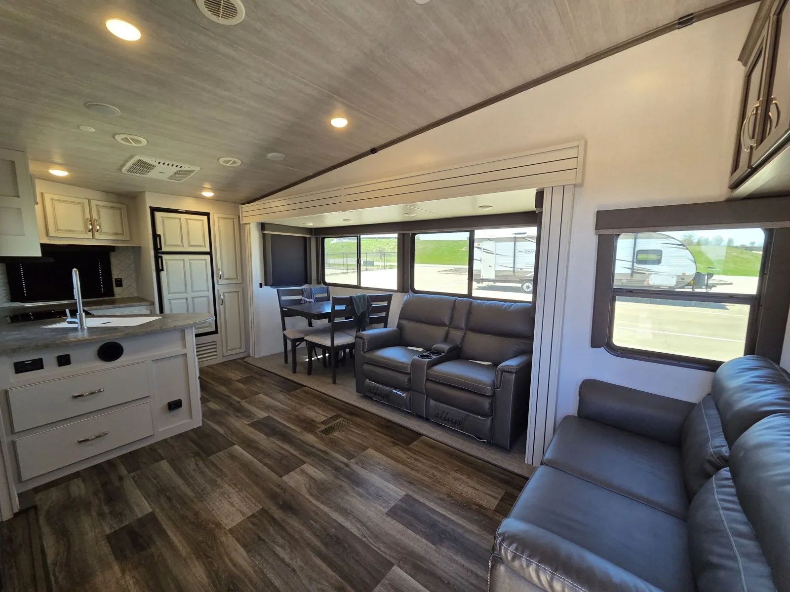 2021 Keystone Rv Couigar 29RKS - Photo 4
