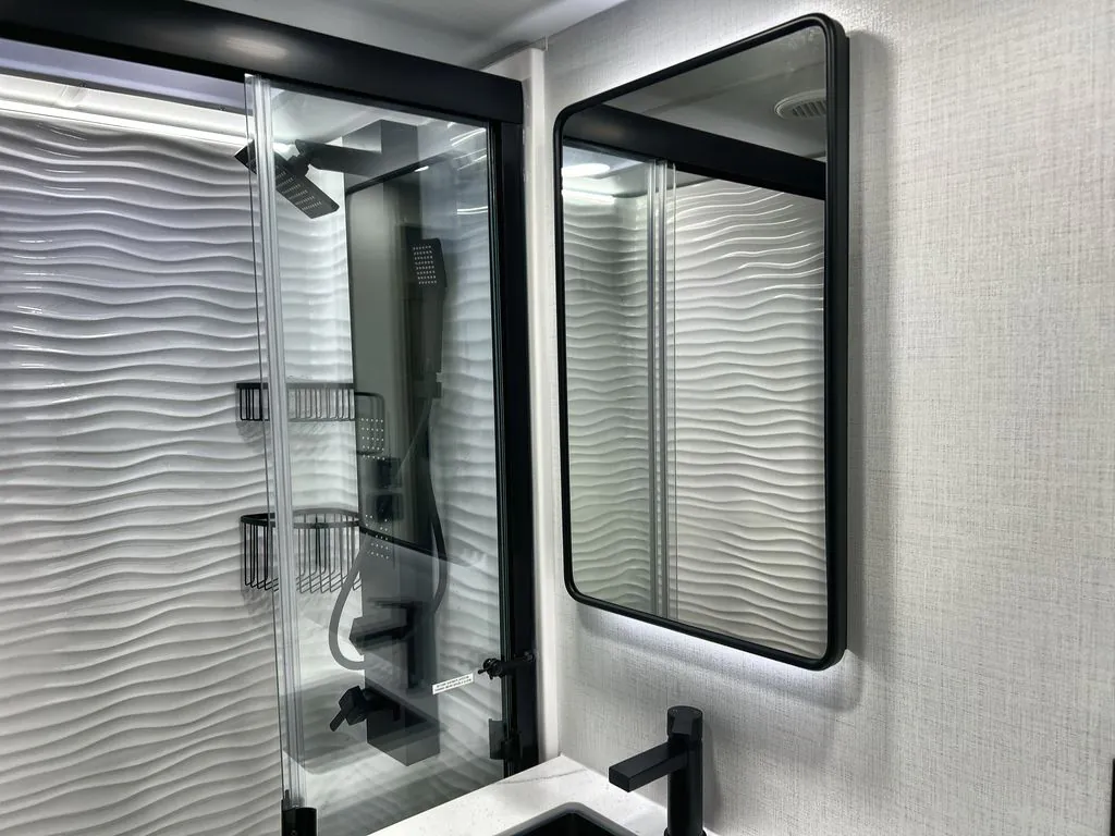 2026 Brinkley Model G 3520, Photos photo 47