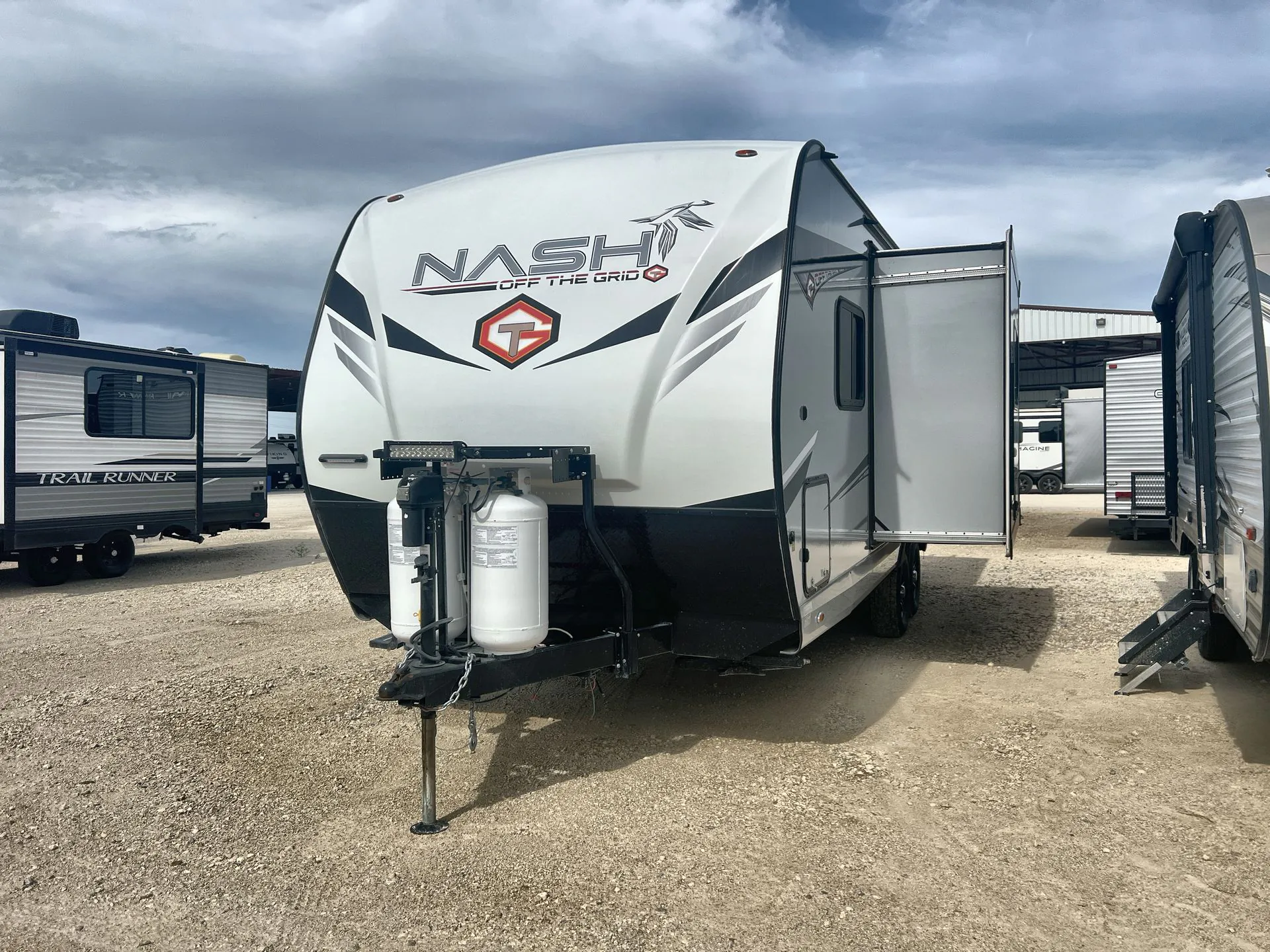 2023 Northwood Nash 24M - Photo 3