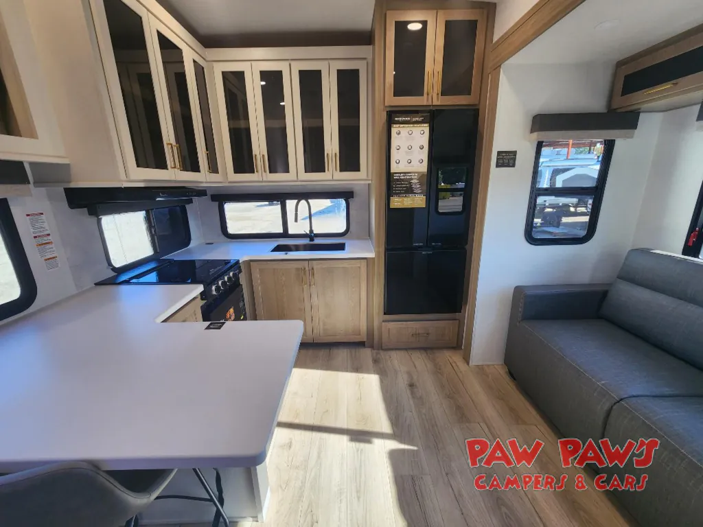 2027 Forest River Rockwood Signature 281SRK, Photos photo 17