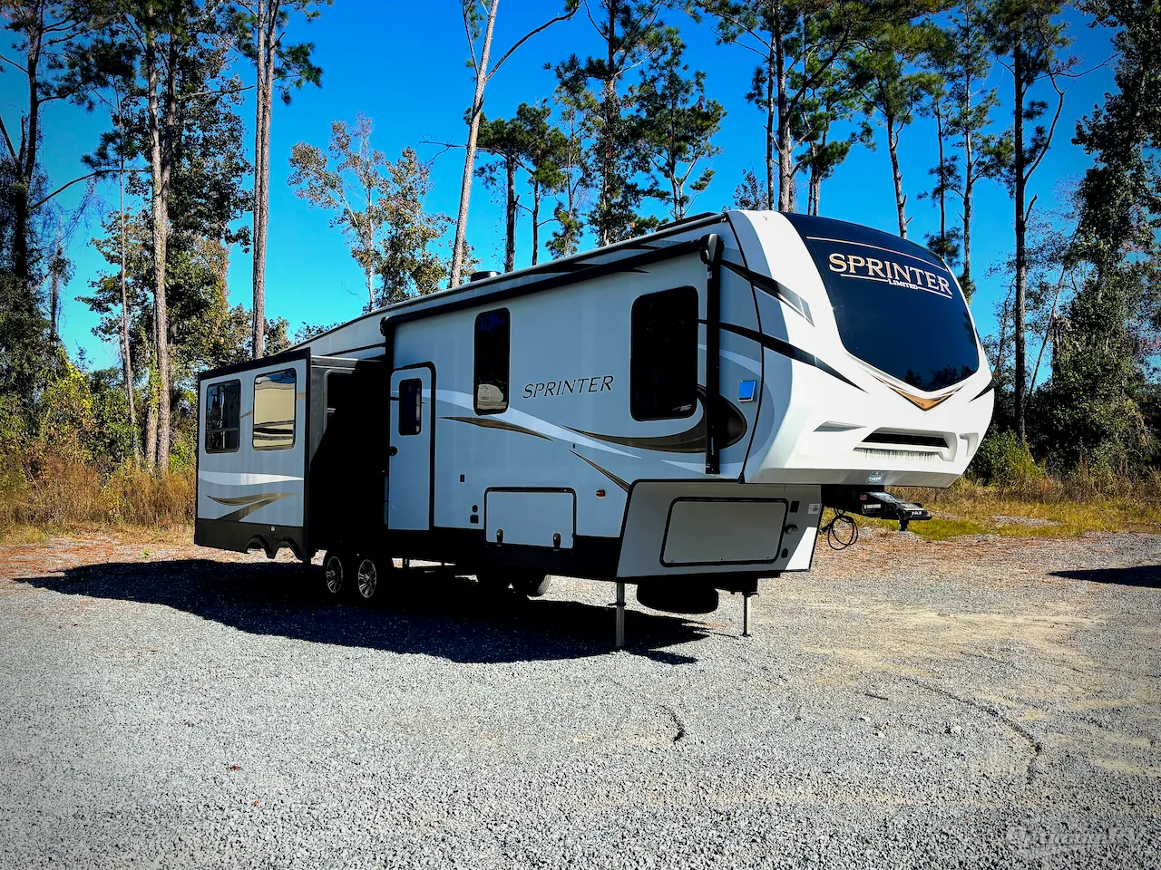2021 Keystone Sprinter Limited 3190RLS - Photo 2