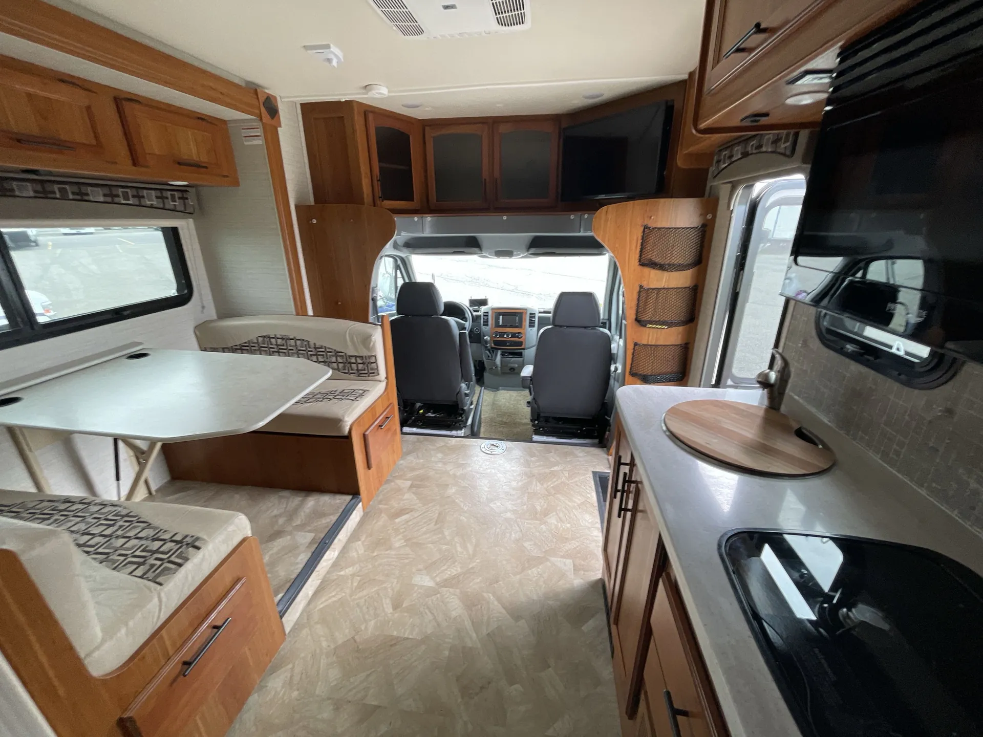 2017 Jayco Melbourne 24K — living area main