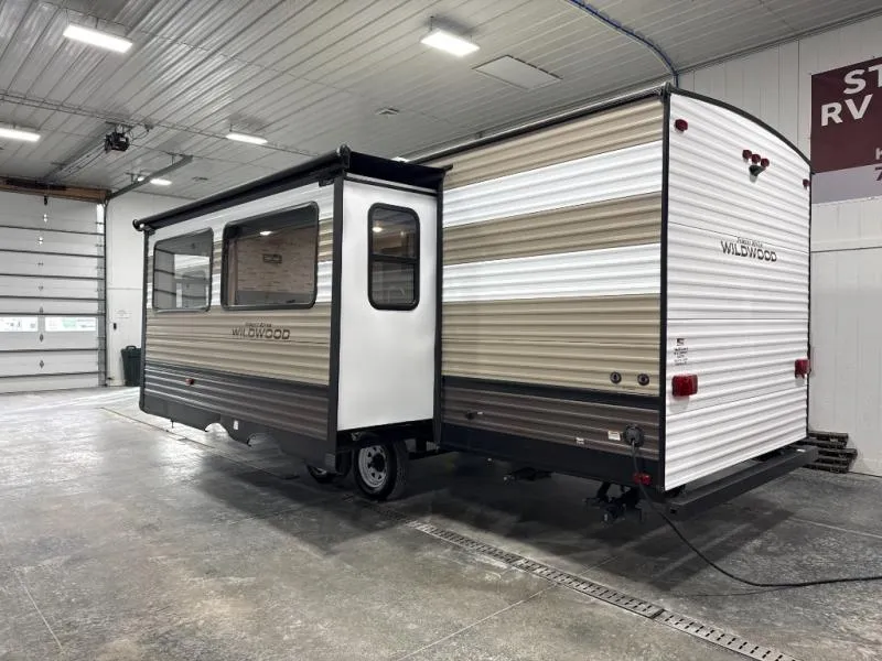 2019 Forest River RV Wildwood 26DBLE - Photo 4