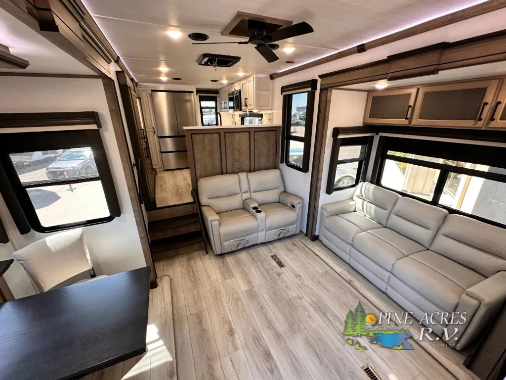 2024 Keystone Montana 3901RK, Photos photo 15