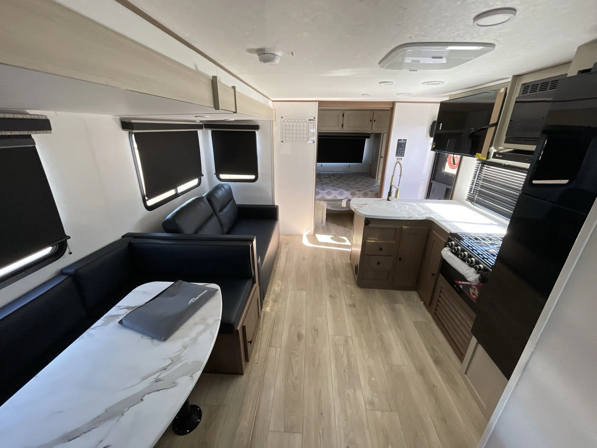 2026 Coachmen Apex Ultra-Lite 291TBSS — living area main