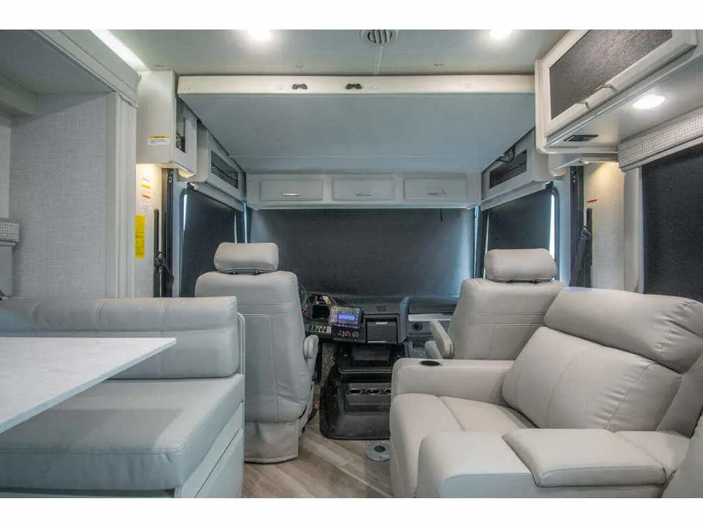 2026 Holiday Rambler Invicta 32RW - Photo 4