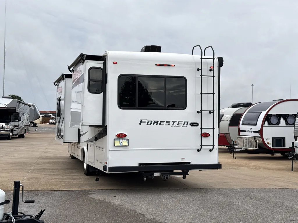 2021 Forest River Forester 2861DS, Photos photo 6