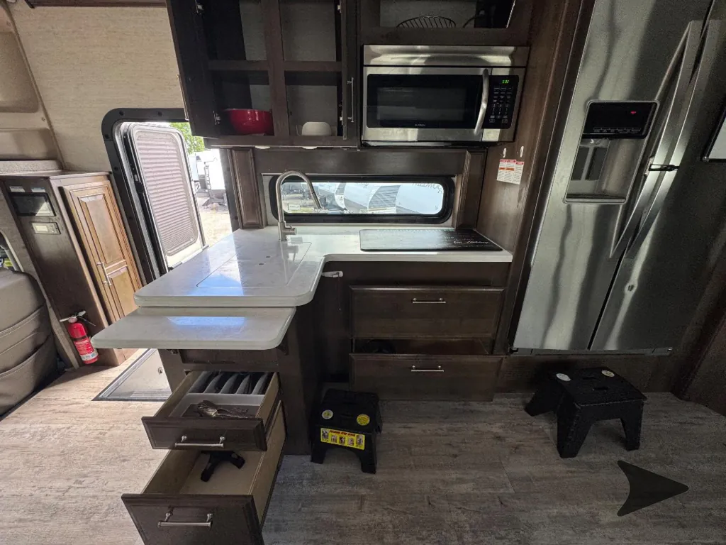 2022 Entegra Coach Accolade 37K, Photos photo 37