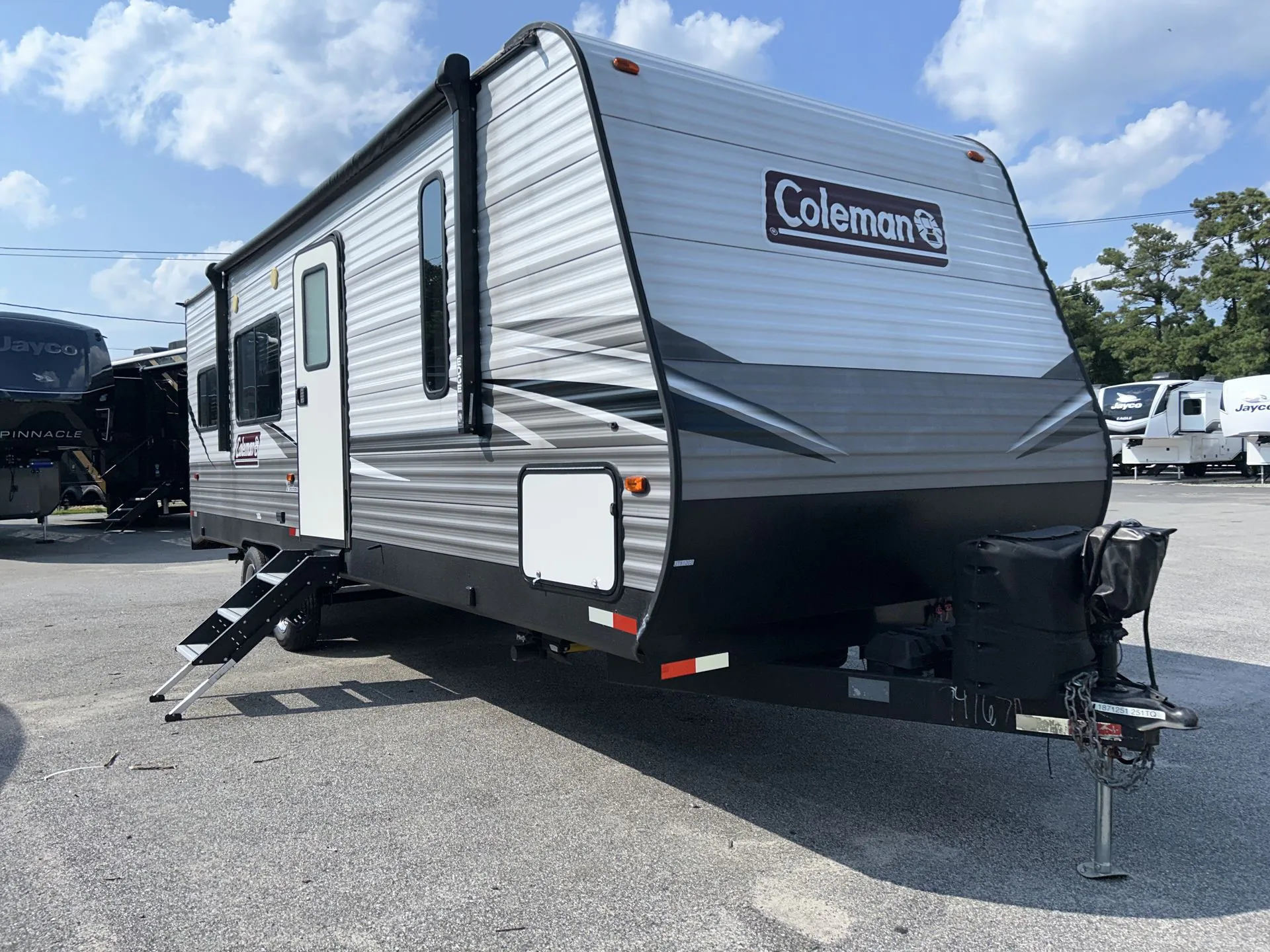 2021 Dutchmen Coleman Lantern 251TQ - Photo 2