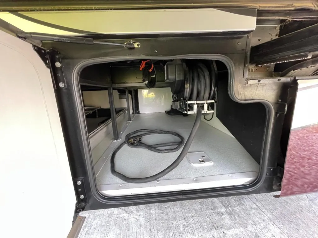 2018 Fleetwood Pace Arrow LXE 38K, Photos photo 32