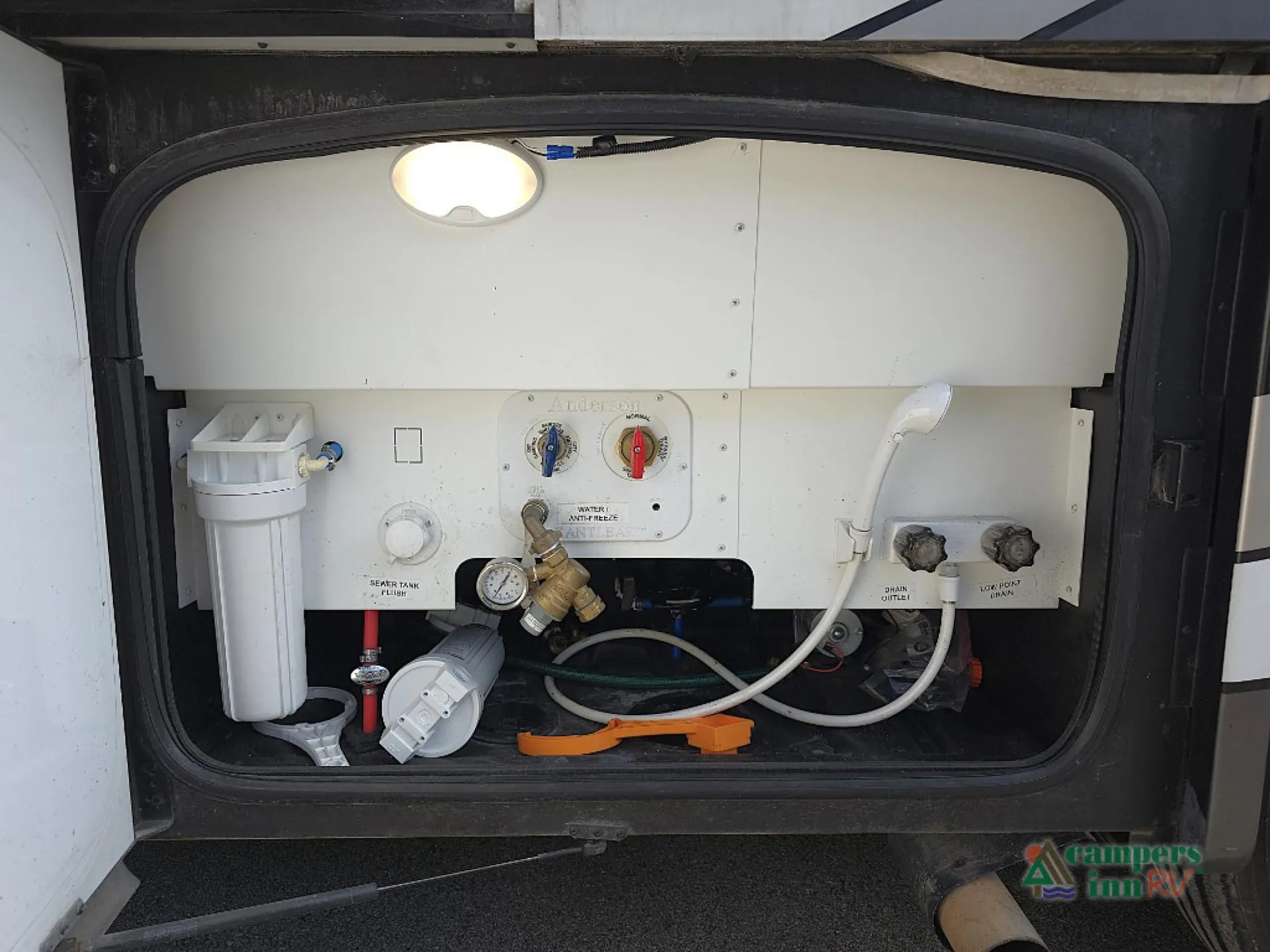 2019 Thor Motor Coach Miramar 35.2 - Photo 3