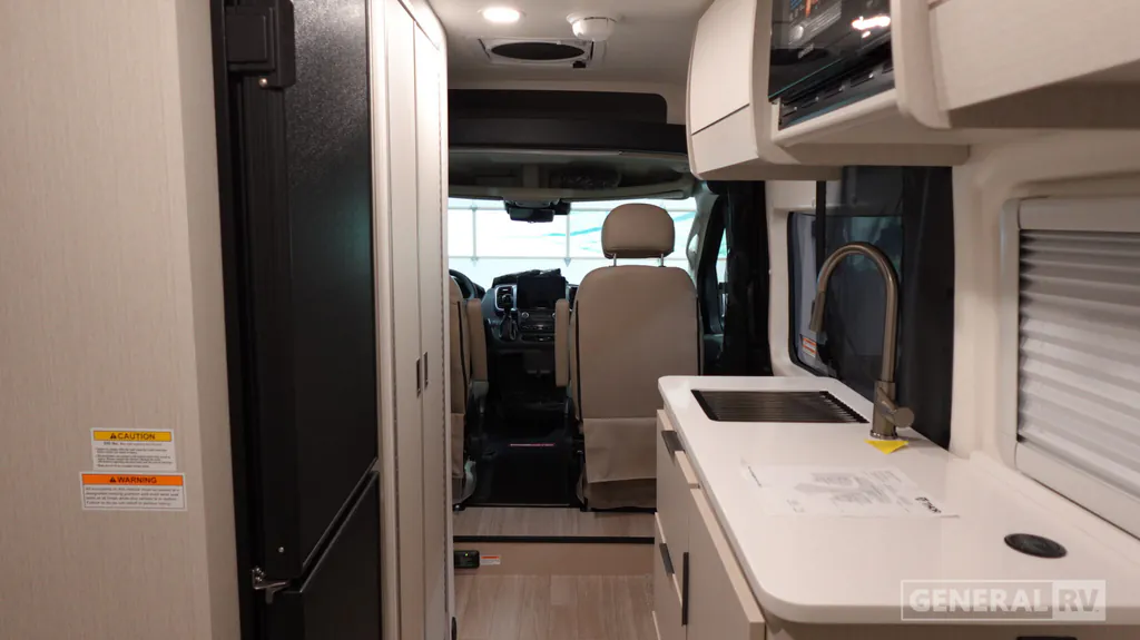 2027 Thor Motor Coach Tellaro 20Y, Photos photo 4