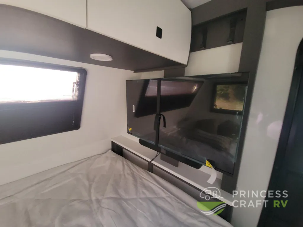 2027 Palomino Pause Reboot Edition 174, Photos photo 8