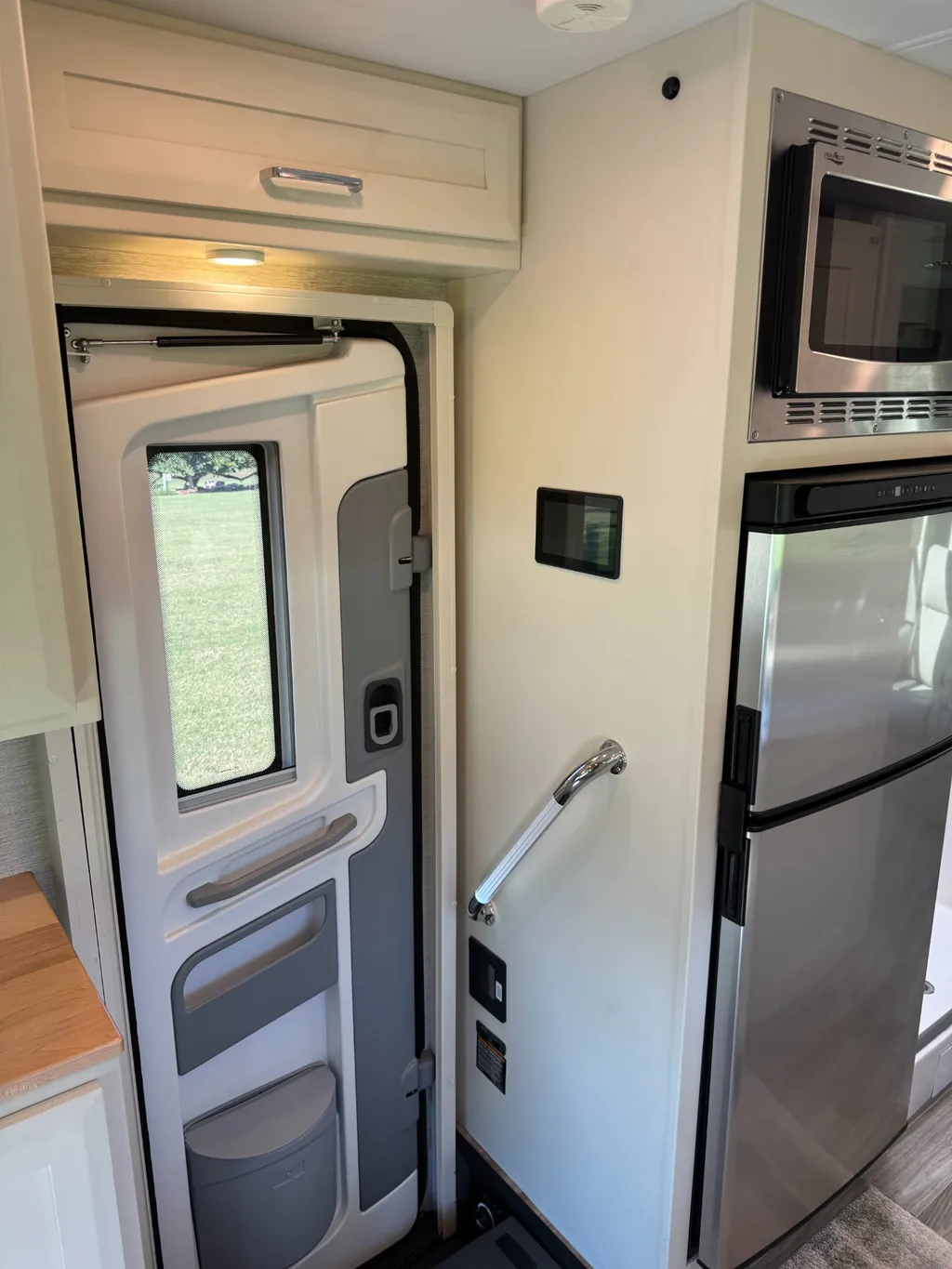2024 Tiffin Wayfarer 25 RLW, Photos photo 12