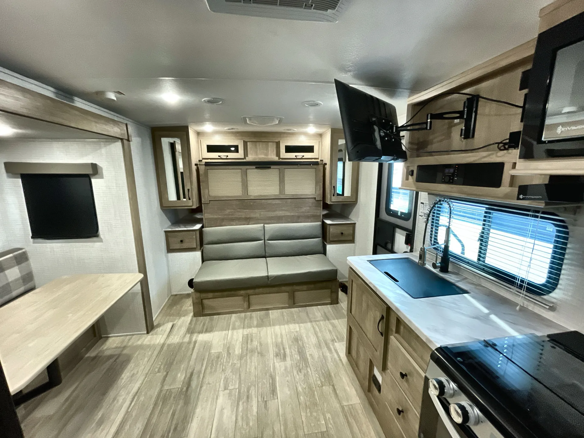 2025 Forest River Solaire 2085BHS dealer photo 3 from Camping World