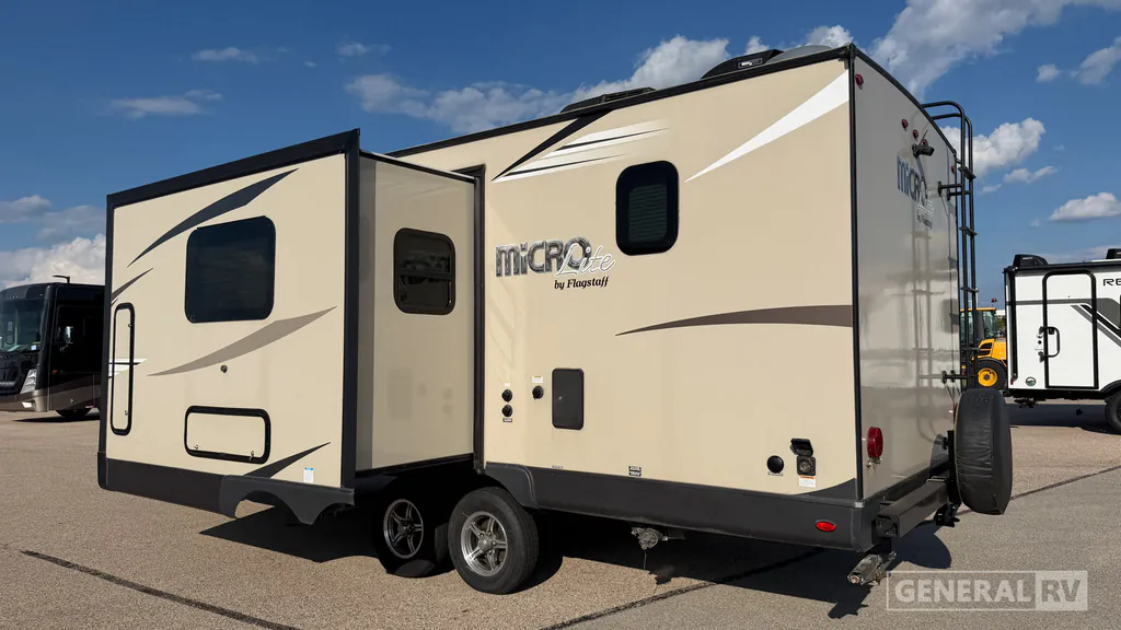2020 Forest River Flagstaff Micro Lite 25BRDS, Photos photo 3