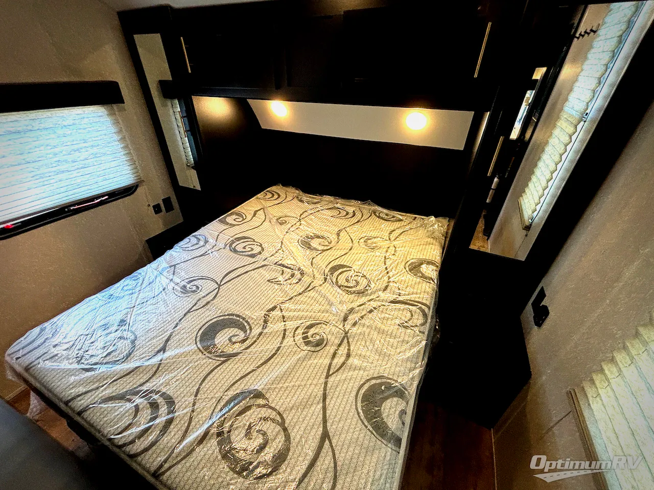 2022 Forest River Cherokee Grey Wolf 26DBH — Photo 7