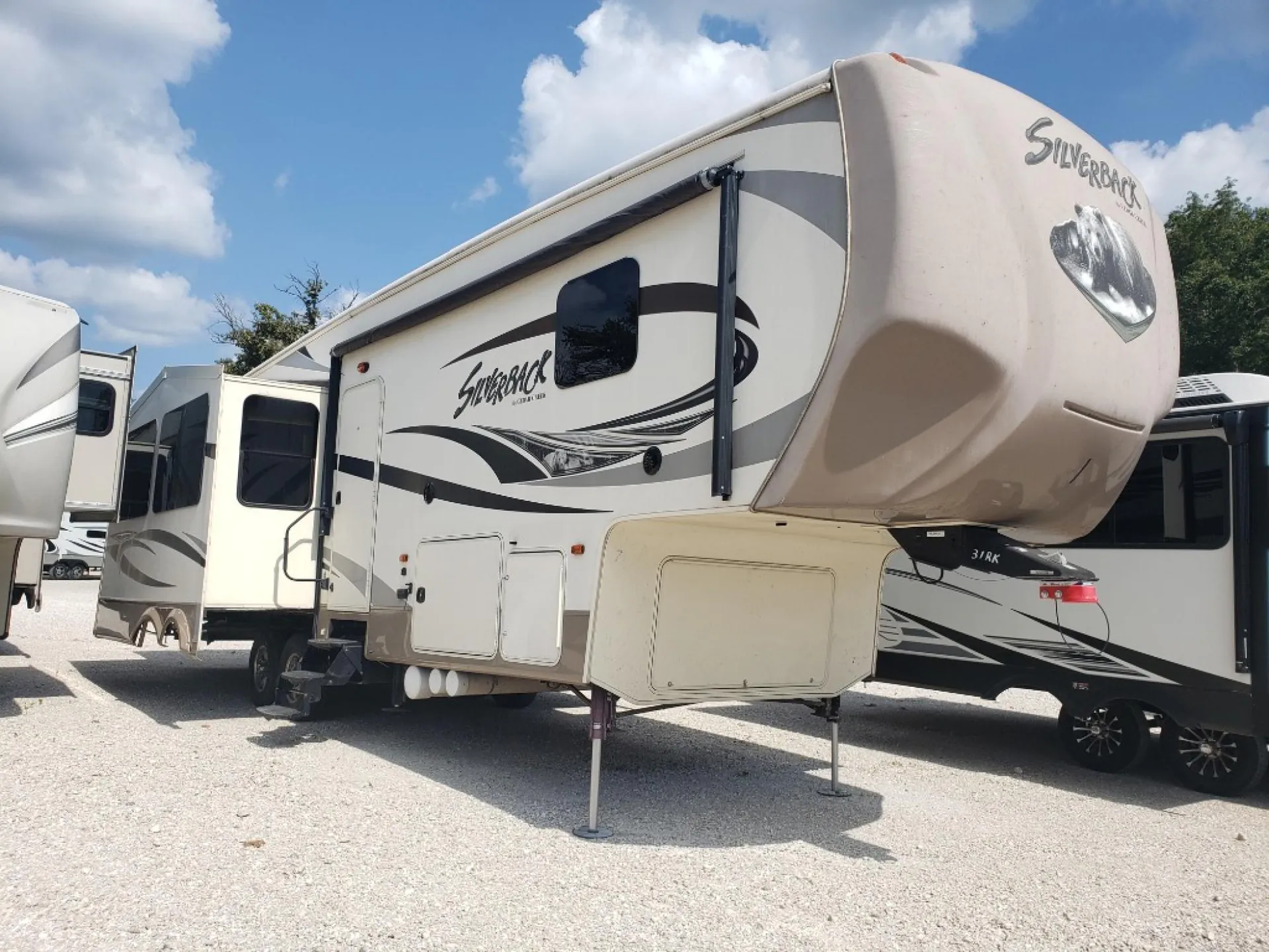 2015 Forest River Cedar Creek Silverback 31RK - Photo 2