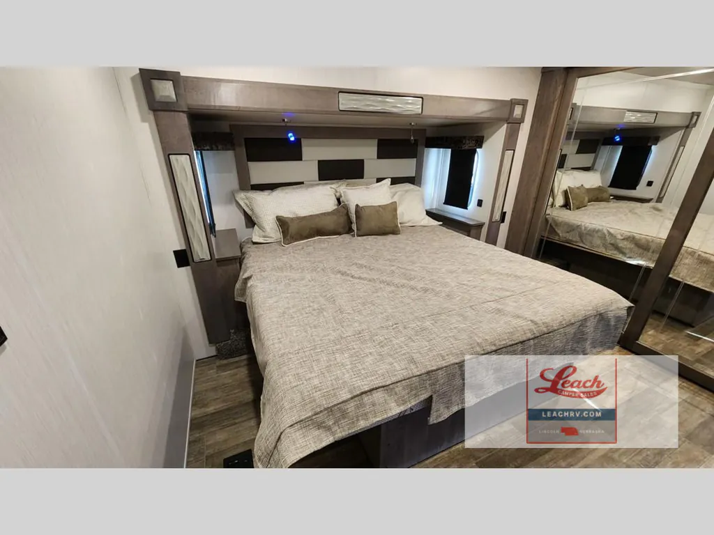 2021 Forest River Cedar Creek Champagne Edition 38EL, Photos photo 20