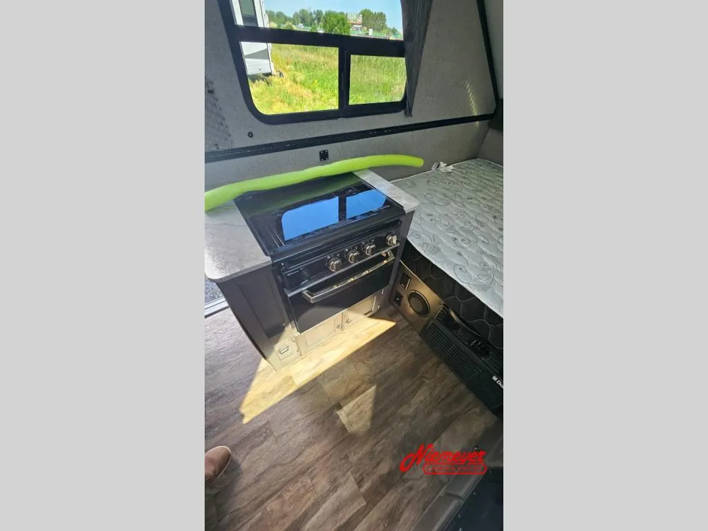 2019 Forest River RV Rockwood Hard Side High Wall Series 212HW - Photo 4