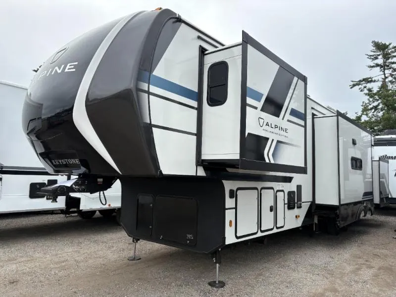 2026 Keystone Alpine Avalanche Edition 390DS - Photo 4