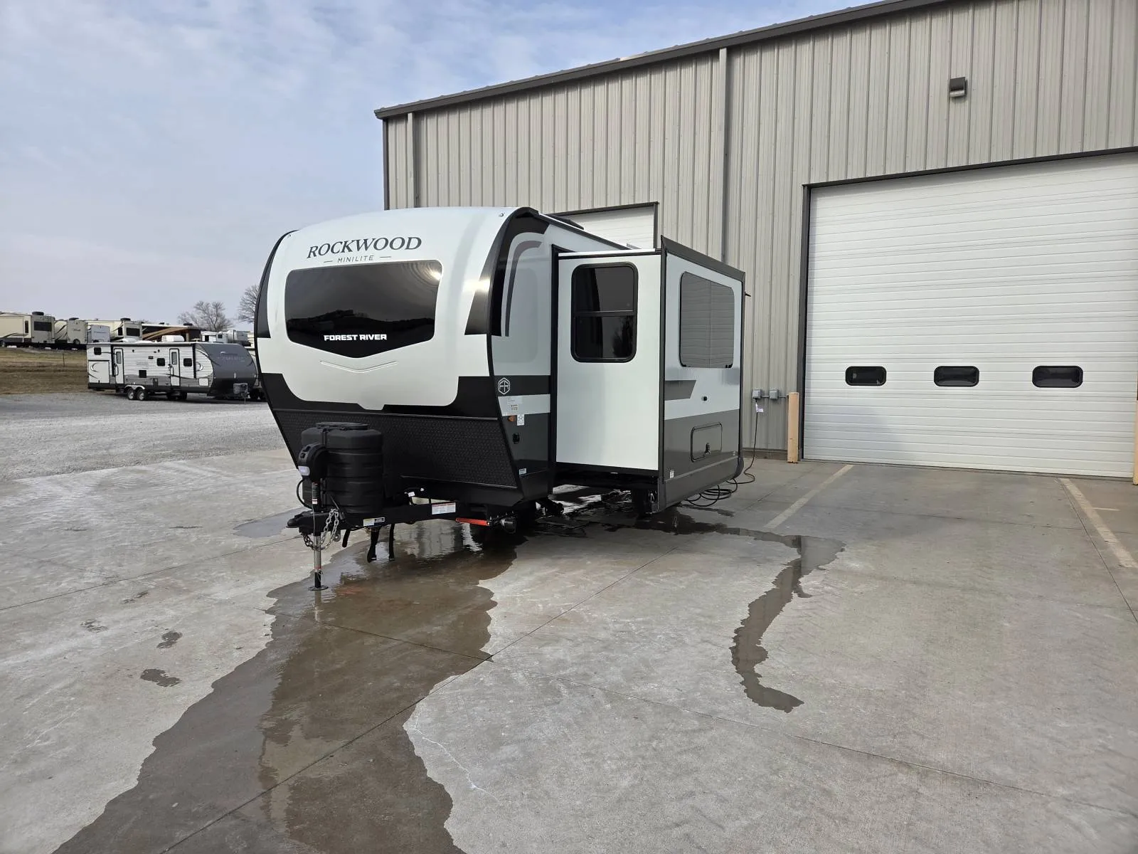 2026 Forest River Rockwood Mini Lite 2506FK - Photo 3