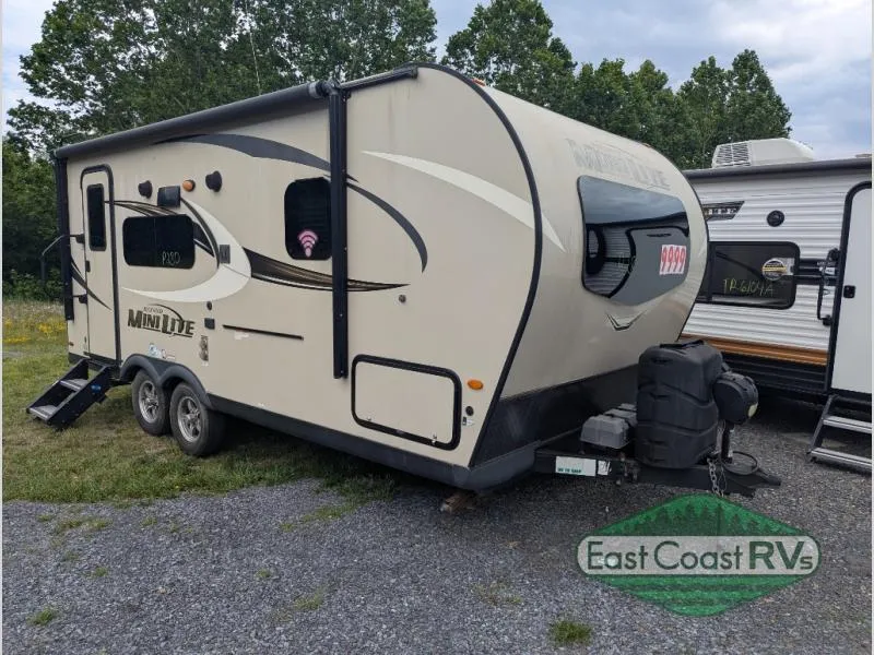 2020 Forest River Rockwood Mini Lite 2109S - Photo 2