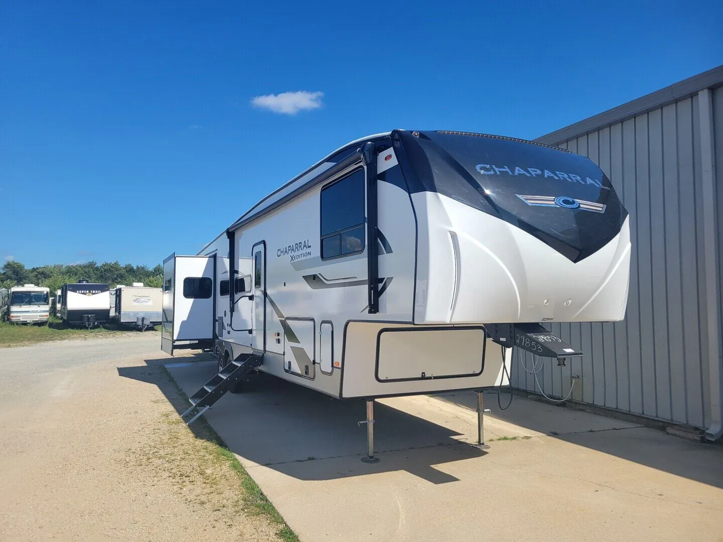 2023 Coachmen Chaparral 355FBX - Photo 2