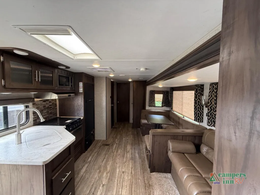 2018 Forest River Cherokee 284RJ, Photos photo 2