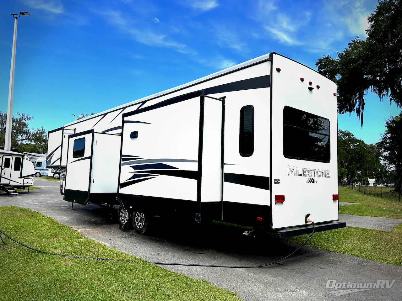 2019 Heartland Milestone 377MB - Photo 4