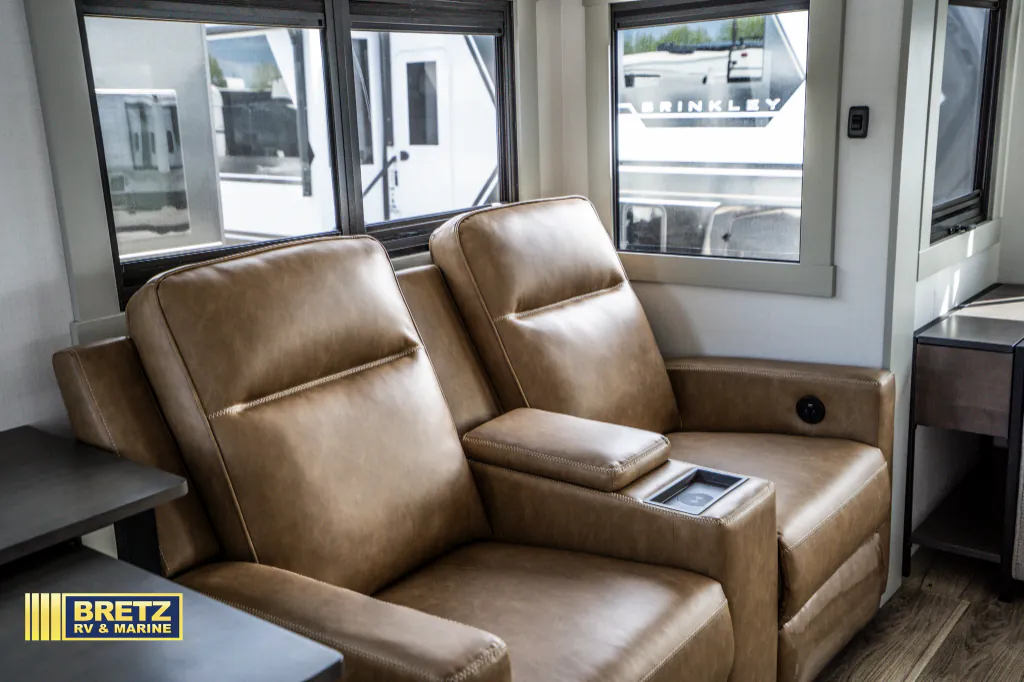 2026 Brinkley Model Z 3600, Photos photo 19