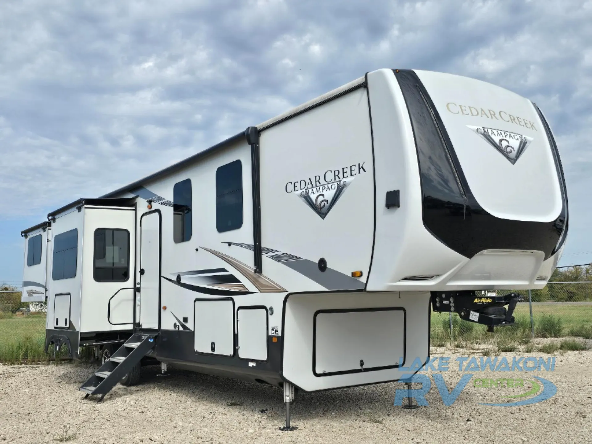 2021 Forest River Cedar Creek Champagne Edition 38ERD - Photo 2