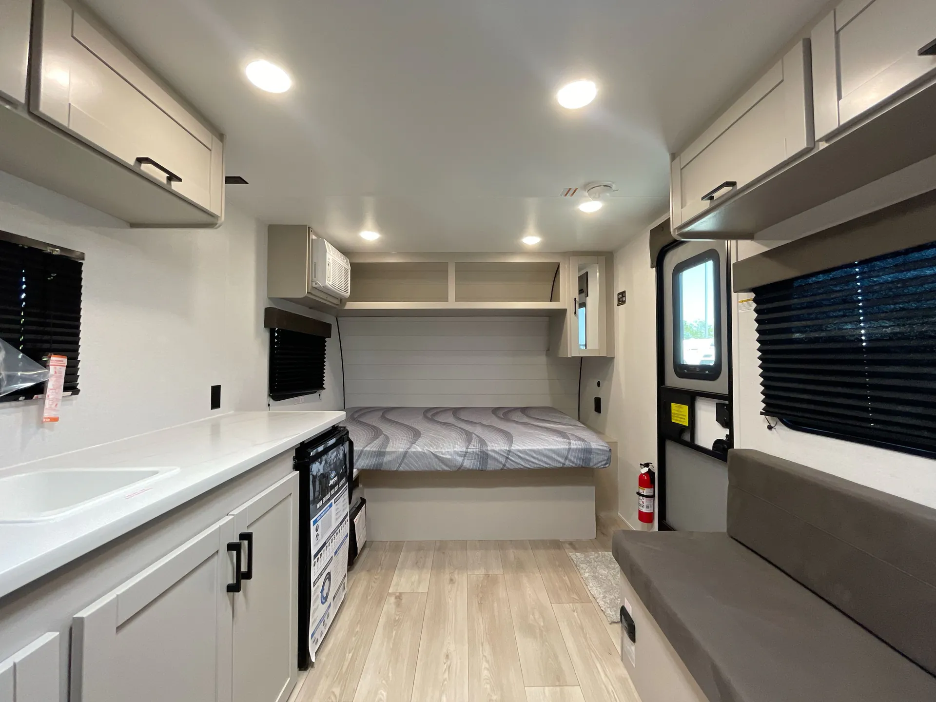 2027 Jayco Jay Flight Sport Edition 172DB — living area main