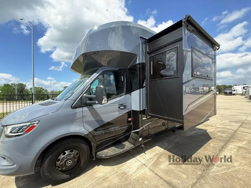 2026 Grand Design Lineage Series M 25TK - Photo 3